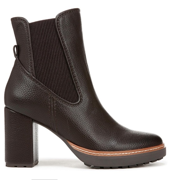 NWOT Elegant Brown Faux Leather Ankle Boots by Naturalizer-Size 10 - Picture 1 of 9